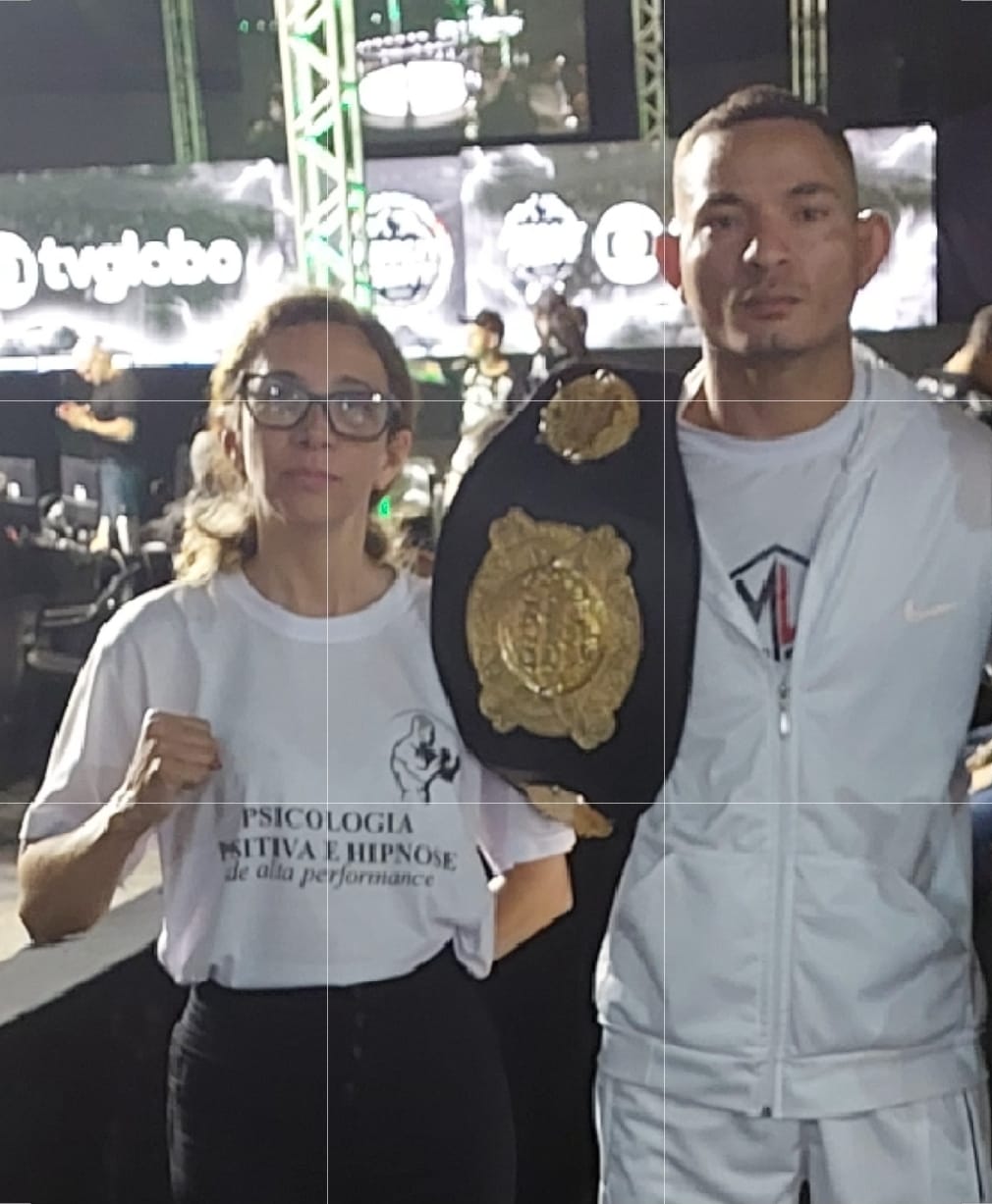Psicologia & Hipnose no MMA: Conheça a Drª Sandra Ferreira Prado, que vem trabalhando com diversos atletas da&nbsp;modalidade