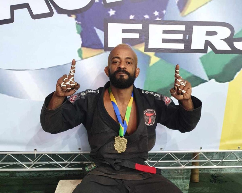 Marlony Spartacus desafia Júlio Balestrin pra luta em qualquer modalidade: ”Brincou com minha imagem e correu de&nbsp;mim”