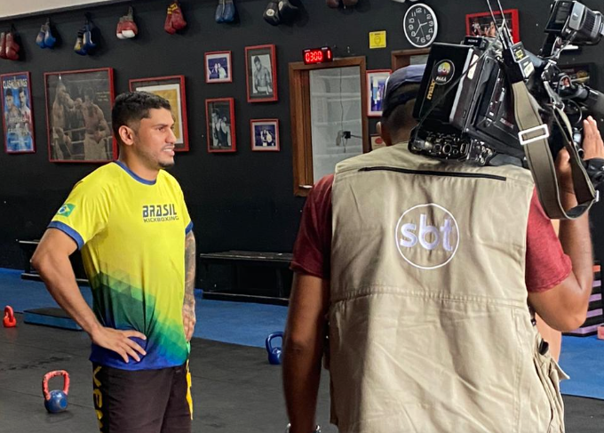 Campeão brasileiro de Kickboxing, André Martins projeta ano vitorioso em 2024: ”Vou buscar cinturão no WGP, me profissionalizar no Boxe e quero estrear no&nbsp;MMA”