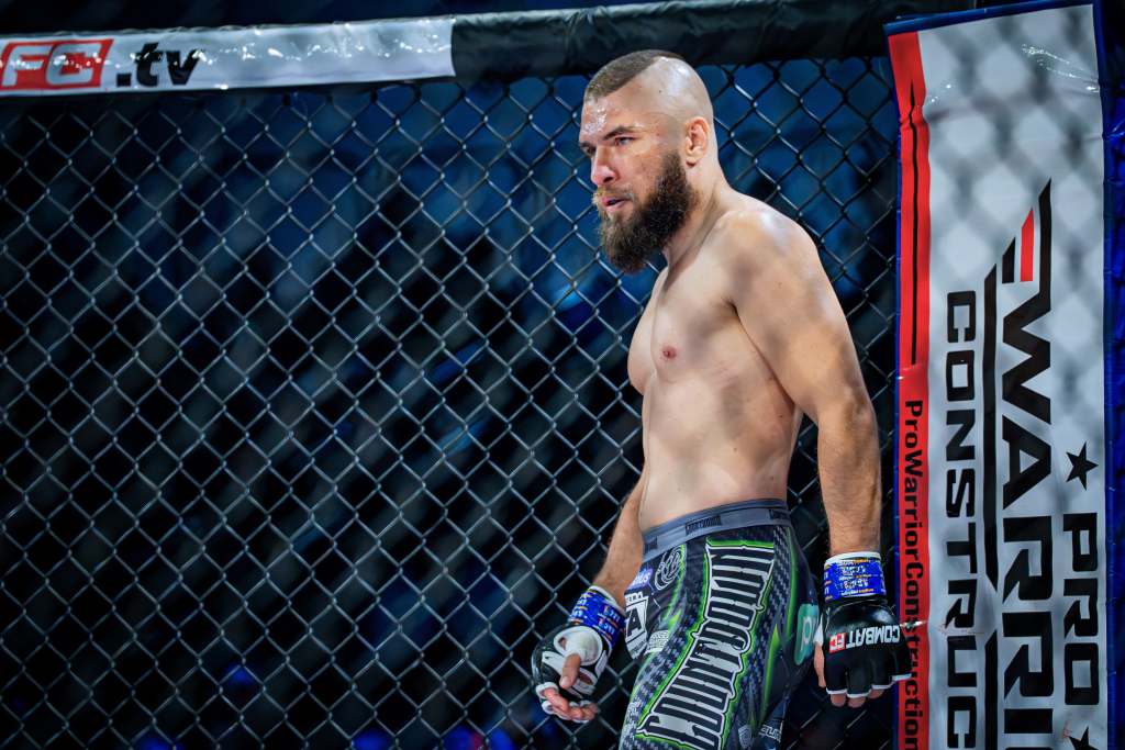 Derik Freitas enfrenta Aaron Trecell no Combat FC 7 em Massachusetts/EUA no fim de&nbsp;maio