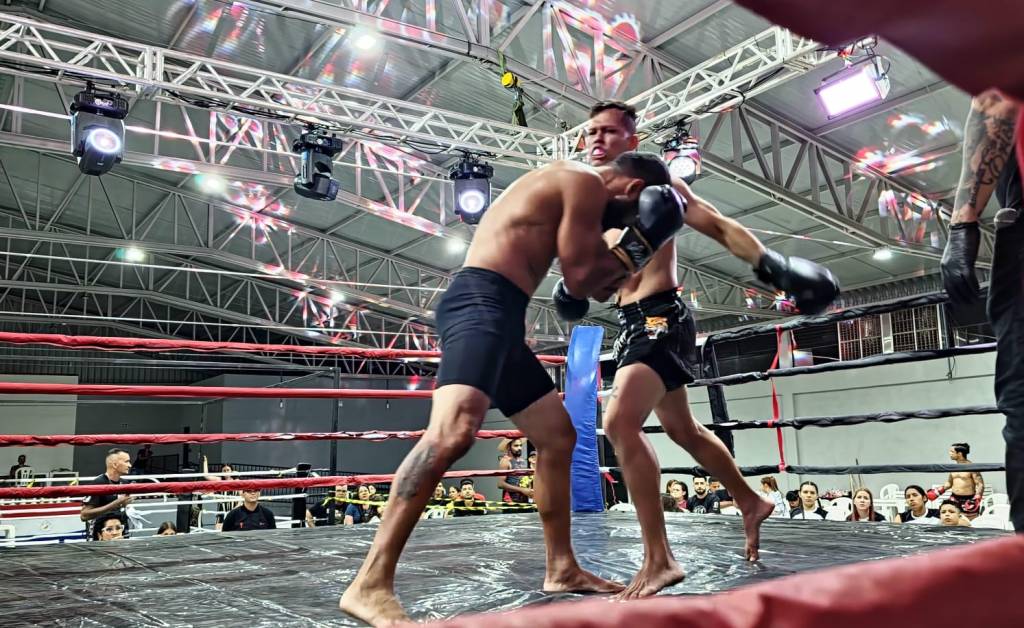 Paulo Silva enfrenta Silvestre Kanapkis em estreia internacional no Boxe em Montevidéu no Uruguai em&nbsp;Junho