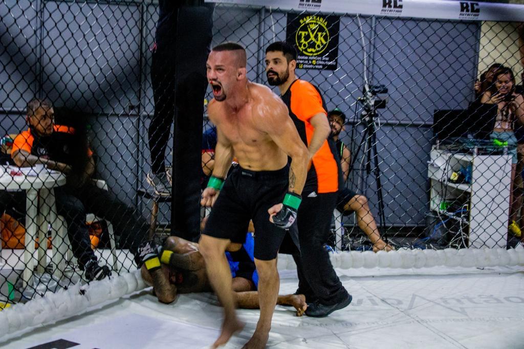 Renan Bastos enfrenta Andrei Caraus no co-main event do CFS 17 na&nbsp;Áustria