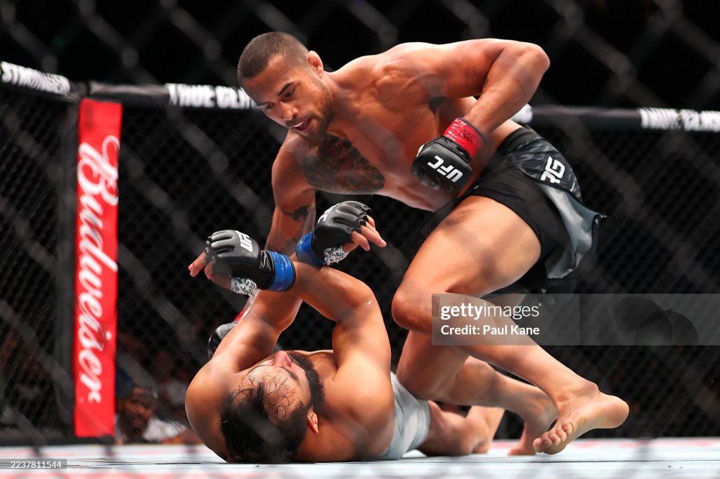 UFC Fight Night 260: Carlos Ulberg nocauteia Dominick Reyes e vence nona consecutiva; Alexia ‘Burguesinha’ salva noite brasileira em&nbsp;Perth