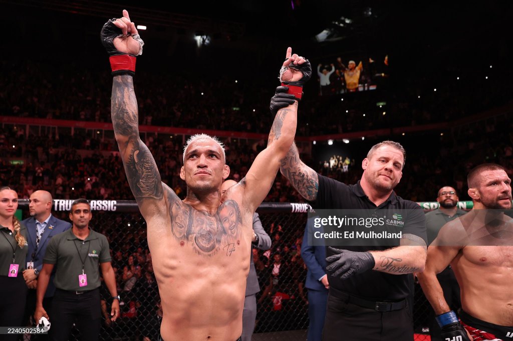 UFC Fight Night 261: Do Bronx’s’ finaliza Gamrot e pede por luta com Max Holloway pelo cinturão BMF; 8 brasileiros vencem no&nbsp;Rio