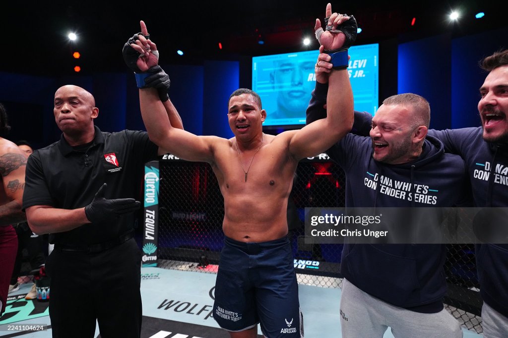 DWCS 2025 – Semana 10: Levi Rodrigues e Michael ‘PQD’ dão show e conquistam contratos com o UFC; confira resultados e&nbsp;contratações